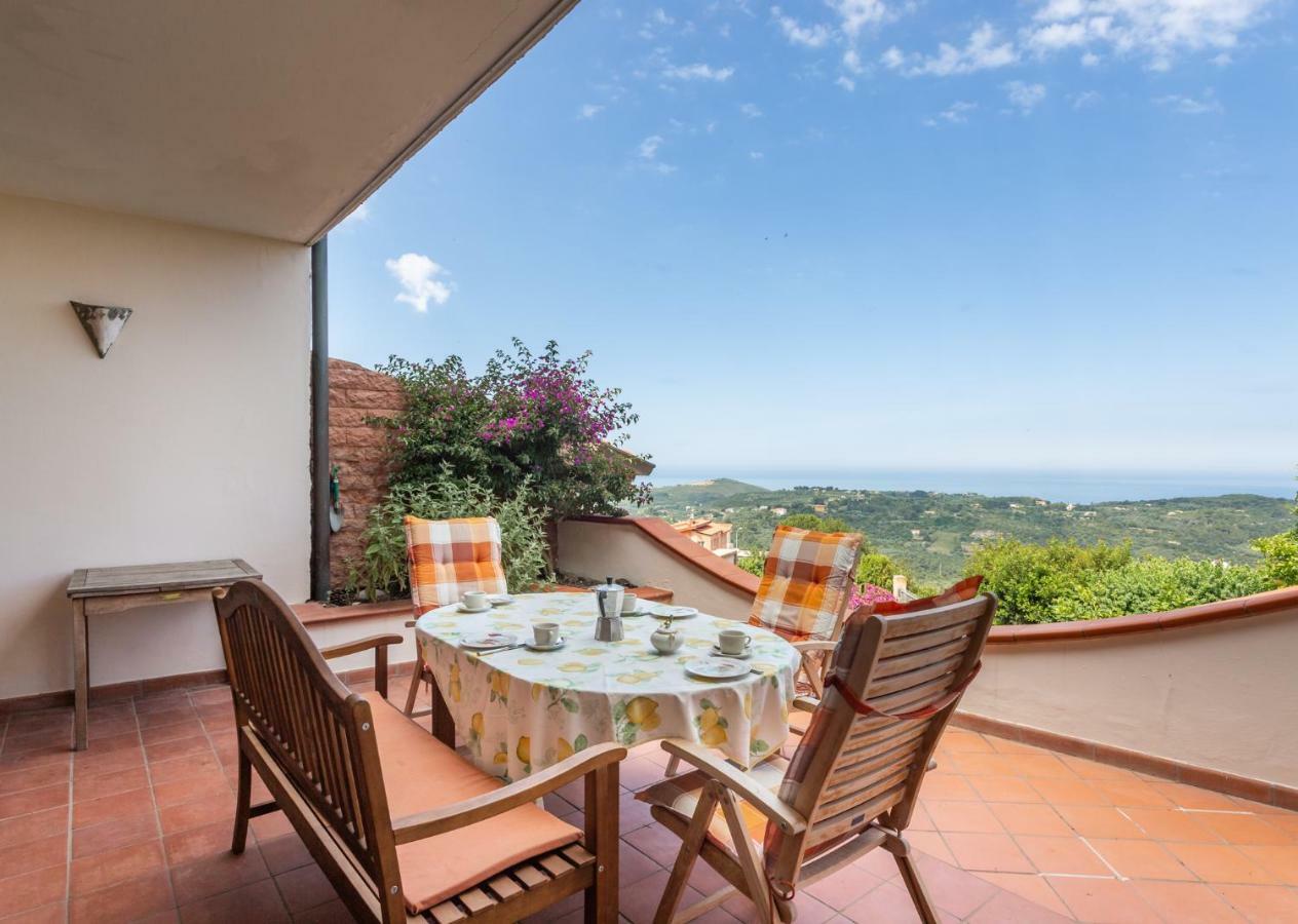 Casa Vista Mare Bosa/Magomadas Eksteriør bilde